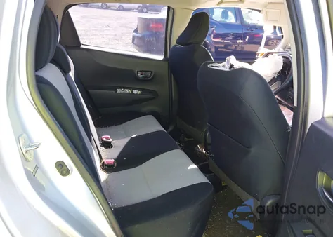 2013 Toyota Yaris Le from USA, damaged, VIN JTDKTUD33DD570293